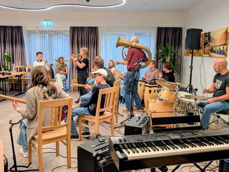 Delavnica Jazz Ravne doma in v tujini (8)